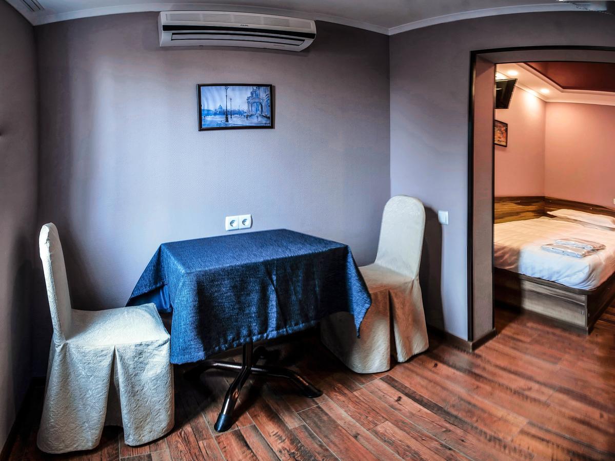 Salut Hotel Bichkek Extérieur photo